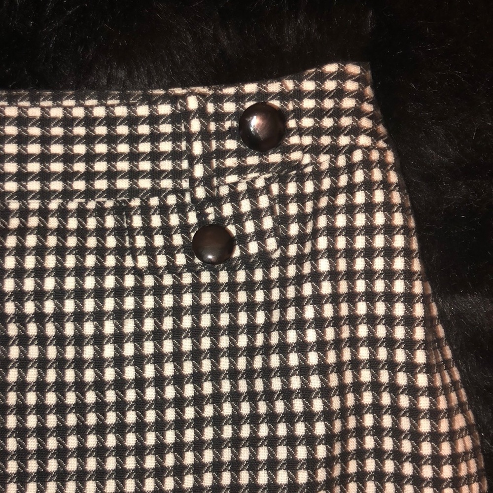 Ann Taylor houndstooth skirt 🌟 - Picture 2 of 6